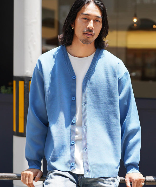 スモークブルー MODEL : KAI 181cm 68kg Lsize